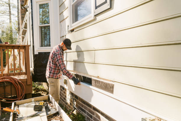 Trusted Wood Siding service in Waverly, IL - Creative Siding